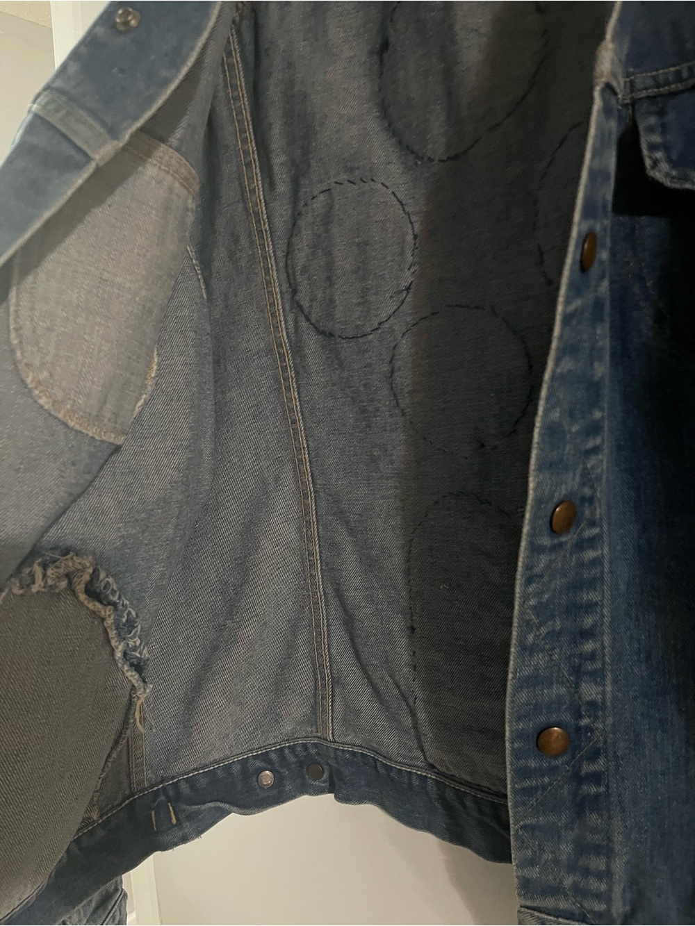 Upcycled Vintage Denim Jacket with Embroidered Patchwork - Blue - Picture 10 of 11